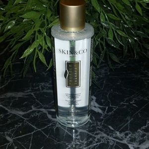 SOLD!SKIN&CO FACE TONER